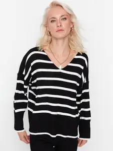 Trendyol Women Black Striped Pullover