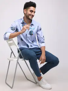 Snitch Men Slim Fit Printed Cotton Casual Shirt