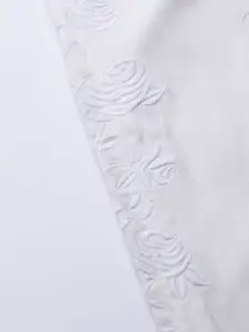 bebe Women Ecru Essential Super Skinny Fit High-Rise Embroidered Stretchable Jeans