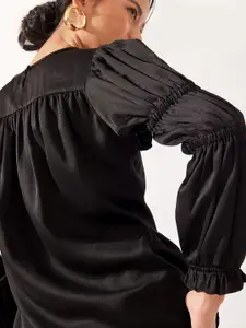 The Label Life Women Black & White Floral Embroidered Satin Peplum Top