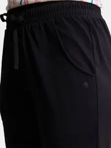 Jockey Women Super Combed Cotton Rich Regular Fit Solid Shorts with Side Pockets -AW23