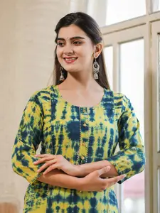 KAAJH Abstract Printed Straight Regular Fit Cotton Kurta