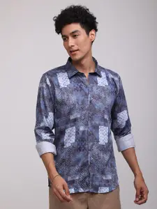 Snitch Men Slim Fit Printed Cotton Casual Shirt
