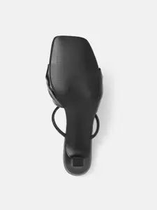 DressBerry Slim Heels with Knot Detail