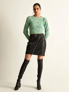 COVER STORY Women Green Crop Pullover