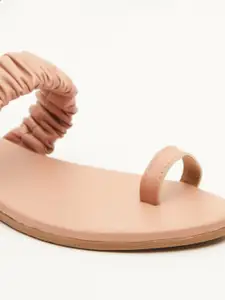 Tokyo Talkies Women Nude-Coloured One Toe Flats