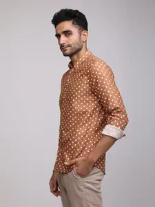 Snitch Men Slim Fit Printed Casual Shirt