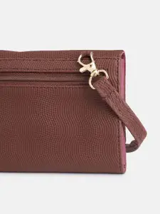 Baggit Women's Solid Envelope Wallet