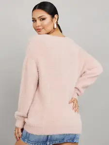 Styli Women V-Neck Fuzzy Detail Pullover