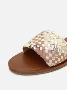 max Women Open Toe Flats