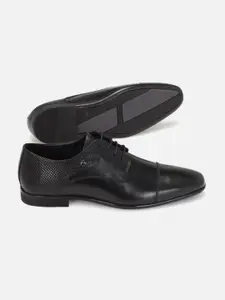 Van Heusen Men Leather Formal Derbys