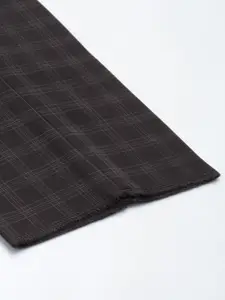 INVICTUS Men Checked Slim Fit Trousers