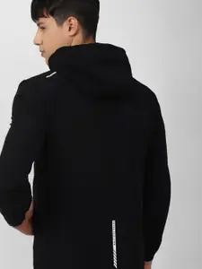 Peter England Casuals Men Hooded Sporty Jacket