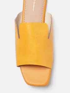 Mast & Harbour Women Textured Open Toe Flats