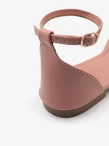 Gibelle Women Open Toe Flats with Bows