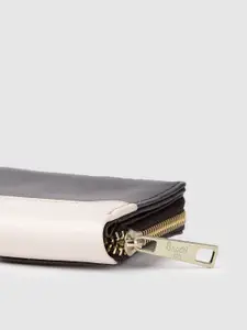 Baggit Women Colourblocked PU Two Fold Wallet