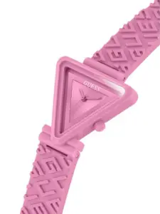 GUESS Women Textured Straps Analogue Watch GW0543L2