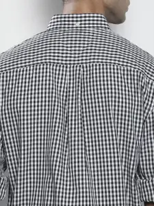 Tommy Hilfiger Men Pure Cotton Classic Fit Gingham Checks Casual Shirt