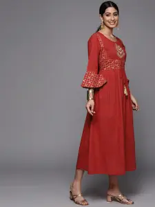 Varanga Women Geometric Printed Bell Sleeves Kurta