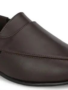 House of Pataudi Men Comfort Sandals