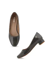 ELLE Printed Closed Back Block Pumps