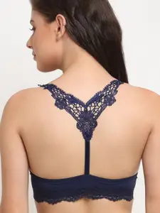 MAKCLAN Underwired & Lightly Padded Plunge Bra