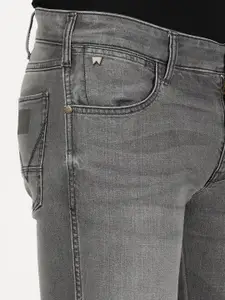 Wrangler Men Slim Fit Heavy Fade Stretchable Cotton Jeans