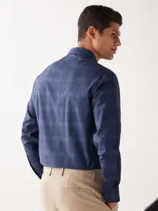 Andamen Men Classic Tartan Checked Cotton Formal Shirt