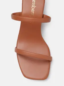 DressBerry Block Heel Sandals