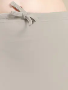 Jaanvi Fish-Cut Saree Shapewear