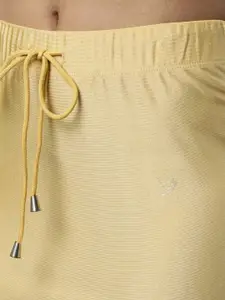 TWIN BIRDS Women Pack Of 2 Mermaid Flared High Rise Stretchable Shimmer Saree Shape Wear