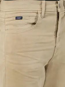 Lee Men Beige Bruce Skinny Fit Stretchable Jeans