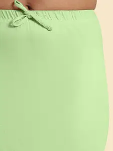 Jaanvi Fish-Cut Saree Shapewear