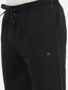 Monte Carlo Men Mid Rise Sports Shorts