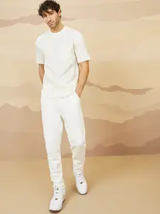 Styli Men Solid Relaxed Fit Mid-Rise Pure Cotton Knitted Track Pants