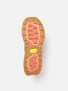 New Balance Women Woven Design Hierro Running Shoes