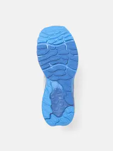 New Balance Women Woven Design 880 Running Shoes