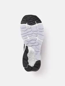 New Balance Women 880 Black Running Shoes