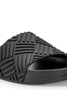 Red Tape Men Self Design Sliders