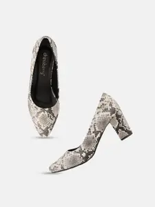 DressBerry Pointed Toe Textured Block Heels Pumps