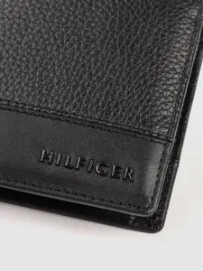 Tommy Hilfiger Men Black Textured Leather Two Fold Wallet