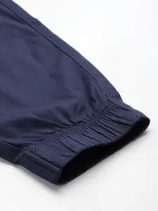 Levis Men Solid Mid Rise Loose Fit Joggers