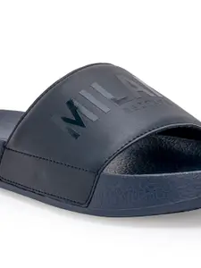 Red Tape Men Printed Sliders