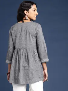 Taavi Ethnic Motifs Yoke Design V-Neck Chikankari Empire Kurti