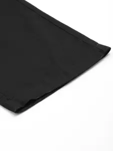 The Roadster Life Co. Men Solid Mid-Rise Relaxed Cargos Trousers