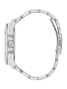 GUESS Men Embellished Dial & Stainless Steel Bracelet Style Straps Analogue Watch GW0209G1
