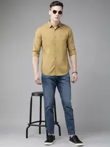 SPYKAR Men Pure Cotton Slim Fit Solid Casual Shirt