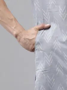 See Designs Printed Regular Pure Cotton Kurta With Pyjamas