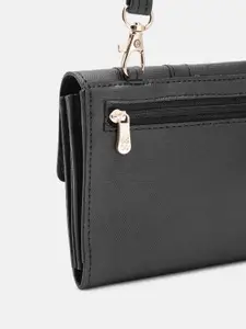 Baggit Women Textured Sling Bag