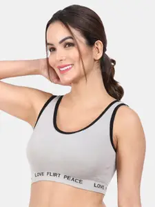 Amour Secret Lightly Padded All Day Comfort Full Coverage Seamless Anti Odour Sports Bra